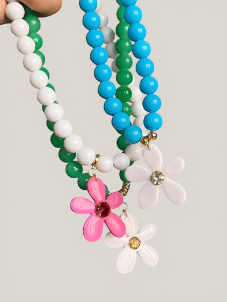 Collar flower