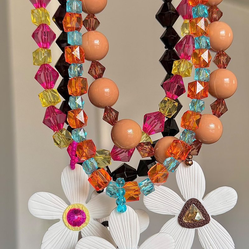 Collar flores y cristales