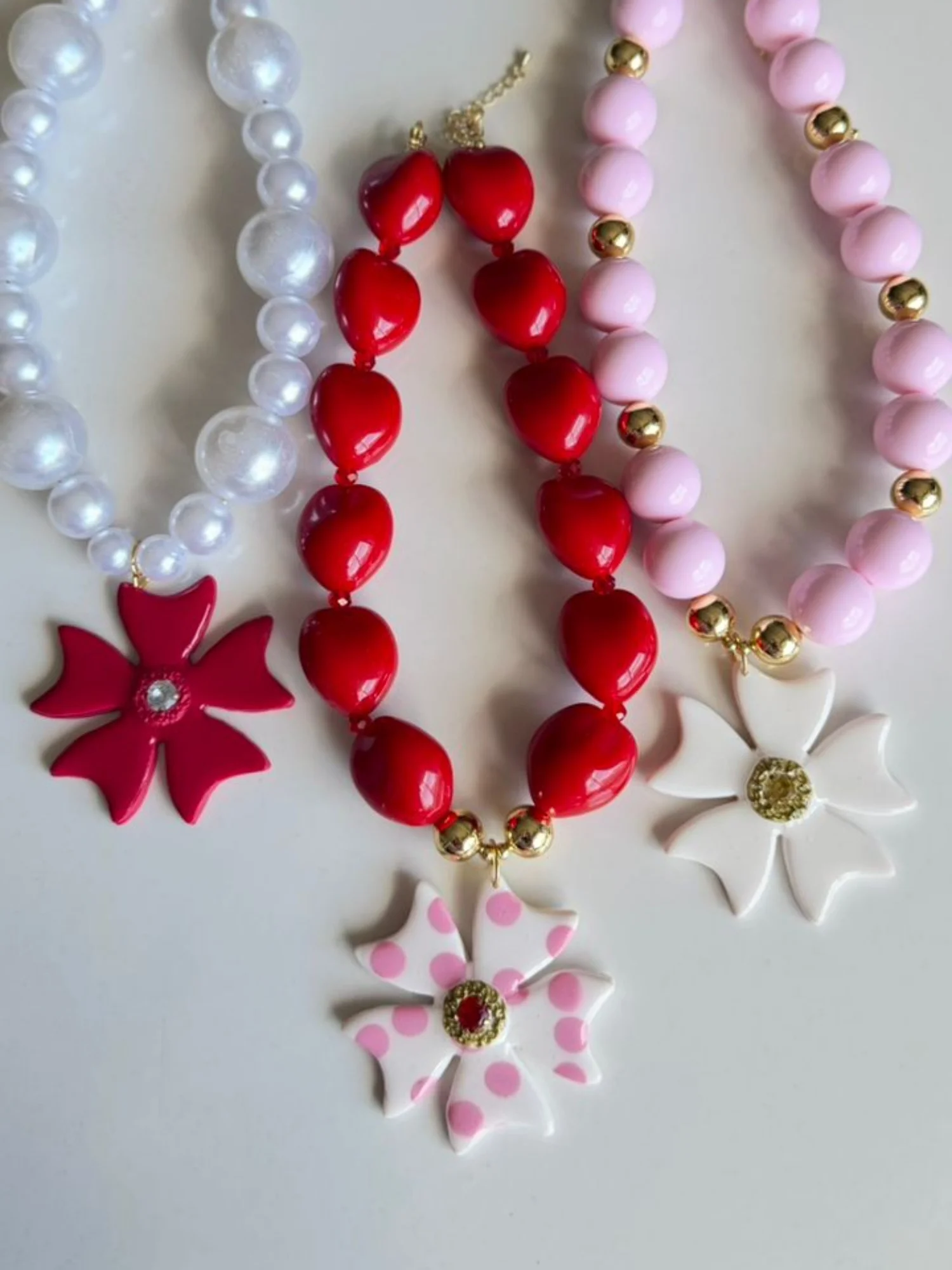 Collar maxi con flor 